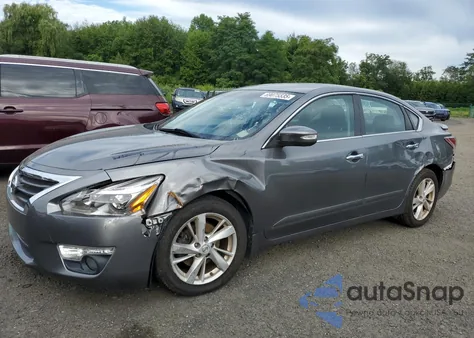 2015 Nissan Altima 2.5 z USA, uszkodzony, nr VIN 1N4AL3AP4FC480887